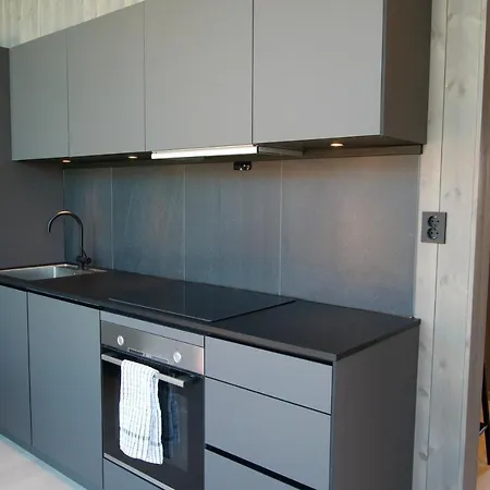 High Standard Henningsvaer